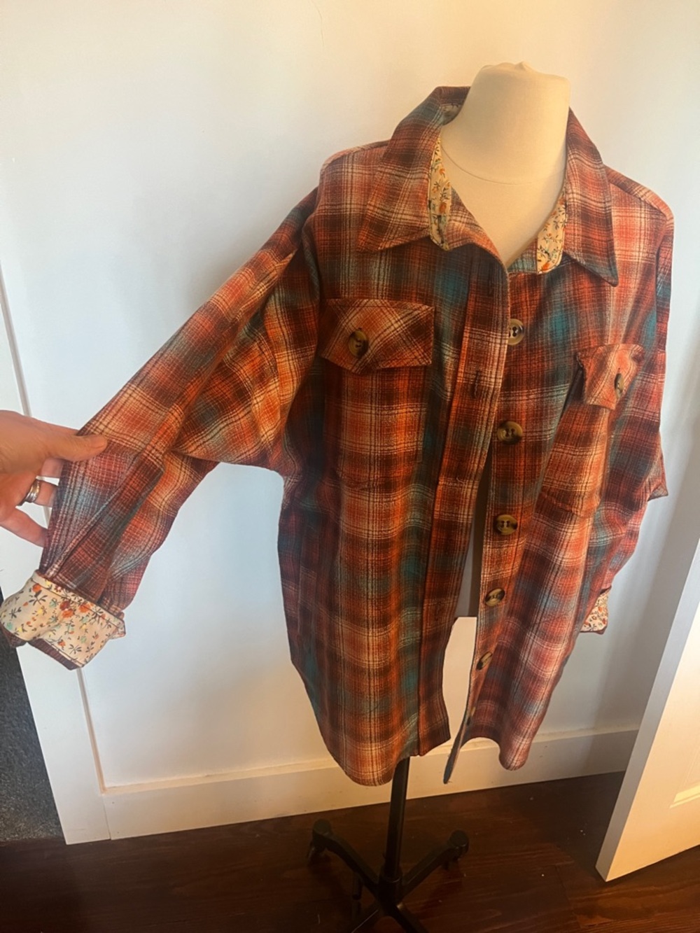 ivy jane Plaid Button-Up Shacket in Rust, Teal & Cream